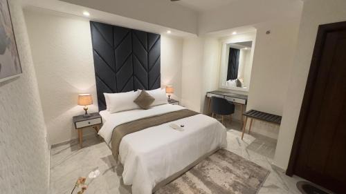 Blue Area Apartment | Walk-Inn Hospitality Group Centaurus