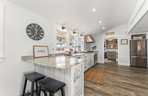 Scituate House | Walk on beach! Amazing views at Turner Tide!