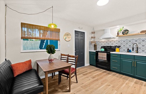 Indian Harbour Beach Apartment | Walk to Beach /50% Off Specials/ Pet Friendly