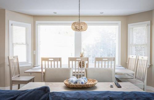 Corolla Light House | Walk to Beach Hot Tub Resort with Community Pool