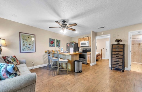 Seagrove Beach Condo | ⭐Walk to Beach-Pool-Hidden Beach Villas #122 - A Sunset Paradise⭐