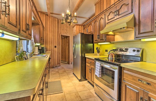 Gouldsboro Cabin | Walk to Big Bass Lake: Family Home w/Deck!