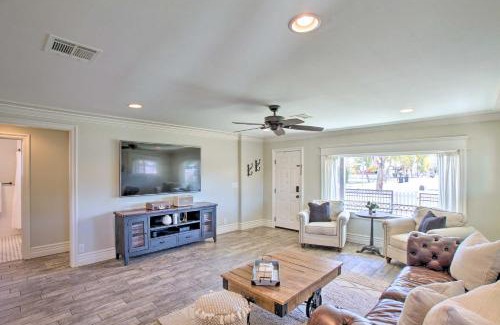Gilbert House | Walk to Downtown Gilbert Home with Fire Pit!
