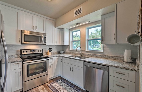 Winter Garden House | Walk to Dtwn: Winter Garden Home w/Patio