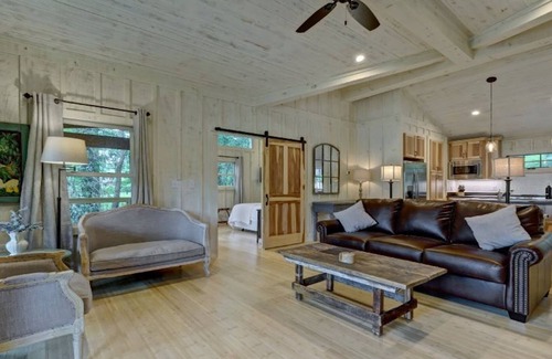 Cashiers Cottage | Walk to Everything from this Newly Renovated 2BR Cottage in Cashiers NC