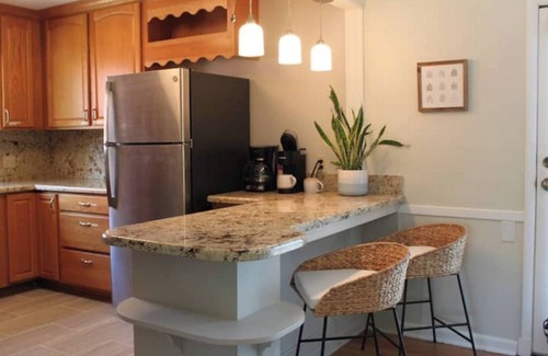 Mayo Meadow House | Walk to Expo: Clean, Cozy, and Pet Friendly