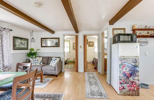 Lake House | Walk to Gray Lake Pet-Friendly Cottage