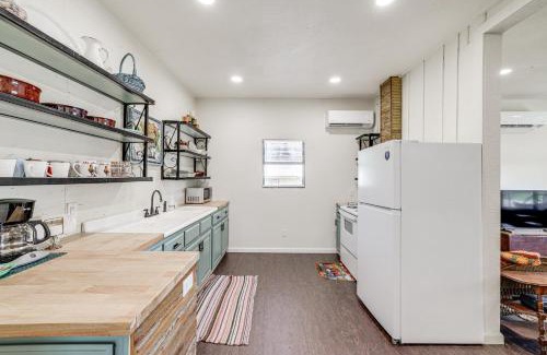 Jacksboro House | Walk to Historic Square Jacksboro Home with Yard