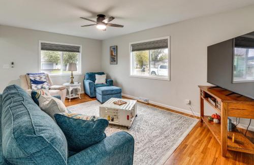 Port Clinton House | Walk to Lagoon Saloon! Chic Home on Nugents Canal