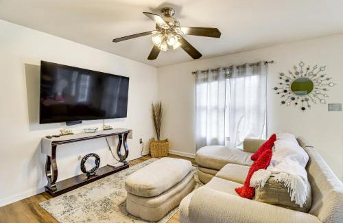 Cape Saint Claire House | Walk to Lake and Boat Ramp Central Gem in Annapolis