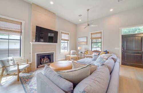 Eufaula House | Walk to Lake Home with Community Perks in Canadian!