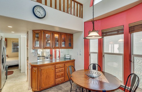 Lake Havasu City Cabin | Walk to London Bridge Beach: Lake Havasu Cabin!