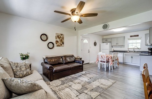 Williamstown House | Walk to Main Street! Family Home in Williamstown