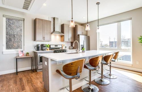 West Colfax House | Walk to Mile High Stadium Modern Denver Townhome