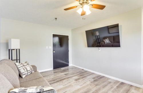 Oakland City Apartment | Walk to Oakland City University Modern Apartment!