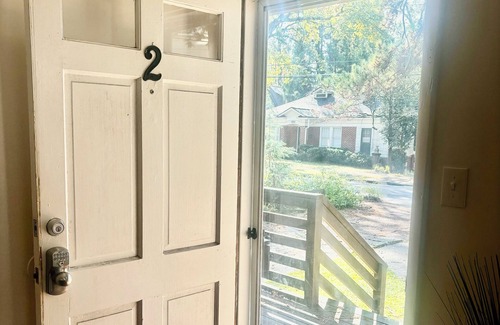 Piedmont Heights House | Walk to Piedmont Park, Townhouse Sleeps 6, Fire Pit , Parking