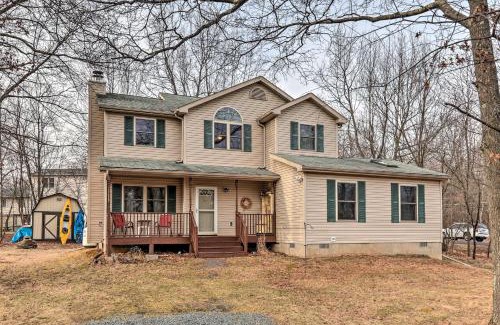 Albrightsville House | Walk to Pool and Lake Albrightsville Vacation Home!