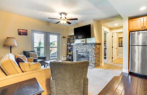 Silvercreek Apartment | Walk to Slopes Granby Condo with Balcony!