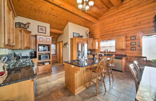 Shell Knob House | Walk to Table Rock Lake Spacious Home with Deck!