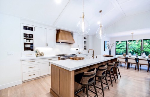East Hampton North House | Walk to the Town of East Hampton.beach home completely renovated