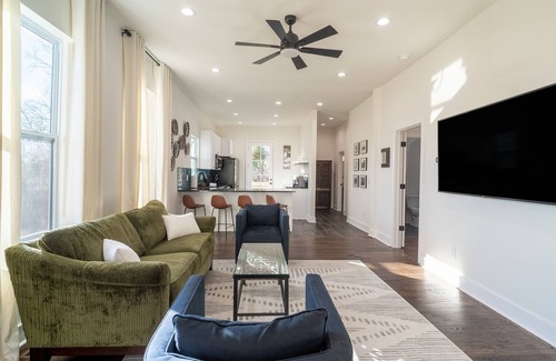 East Lake House | Walkable Luxury In East Lake