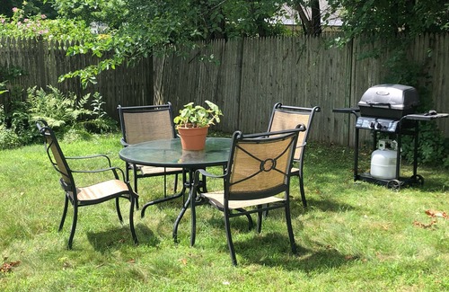 Saratoga Springs House | Walking distance to the track!