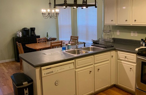 National Hills House | Walking Distance to Masters, 3 Parking Spots, 3/2 with comforts of home