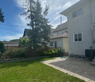 Winnipeg House | Walking distance to St Boniface, easy parking