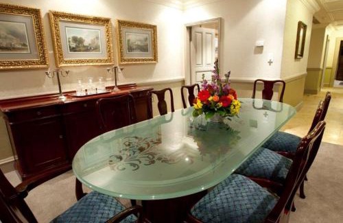 Secunda Hotel | Walmont at Graceland