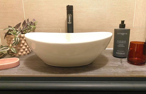 Kingscote Other | Walnut Farm, Kingscote, Cotswolds - Unique farm stay