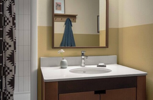 Bozeman Hotel | Wandering Buffalo