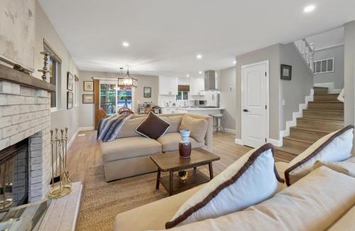 Lodge Hill House | Wanderlust Cambria Seaside Village