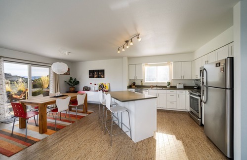 Wapato Point House | Wapato Point Casita Close to Waterfront Park & Outdoor Pool