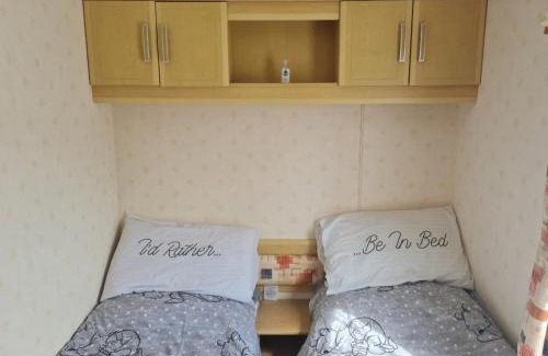 Sheerness Resort | Warden spring