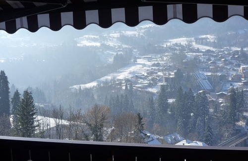 Saint-Gervais-les-Bains Apartment | WARM AND COSY STUDIO - St GERVAIS MT BLANC (74) - SWIMMINGPOOL in summer -