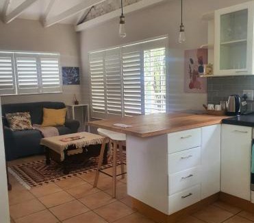 Greater Johannesburg Metropolitan Area Apartment | Warm and Cozy Home in Randburg