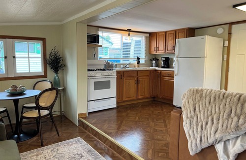 Bagley Cottage | Warm cozy cabin still available for Opening Weekend Wisconsin Deer Gun season!