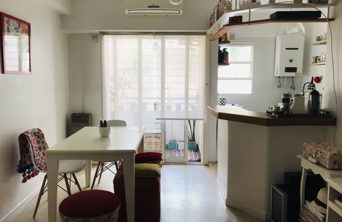 Villa Crespo Apartment | Warm Studio in Villa Crespo