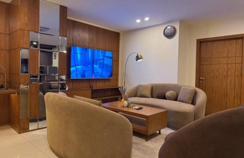 Islamabad Apartment | Warmwood Designer 2BHK- Rooftop pool, Self checkin