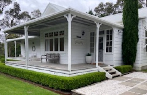 Surfside House | Warrane Country Style Homestead