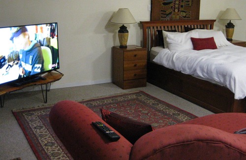 Curramore Bed & Breakfast | Warriwul Rural Farmland B&B Retreat