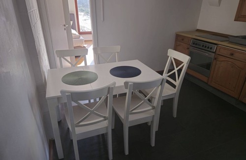 Neumuenster House | Wasbeker Straße 65 W4 - 3 bedrooms with parking space