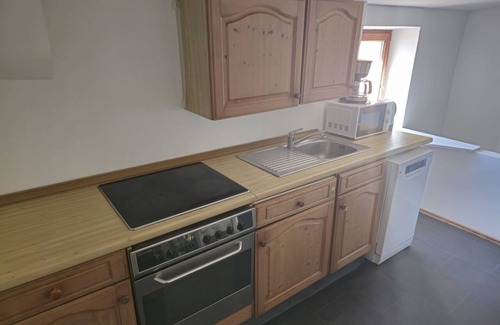 Neumuenster House | Wasbeker Straße 65 W4 - 3 bedrooms with parking space