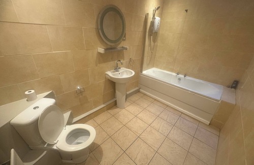 Wallsend Hotel | Wasters Arts Bar Hotel