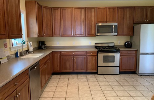 Claiborne House | WATCH THE EVER-CHANGING SUNSET REFLECT OVER THE EASTERN BAY