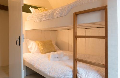 Ipswich House | Water Cottage, a perfect ancient House in Suffolks prettiest tiny village