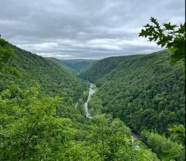 Wellsboro House | Water & Electric Site 30 Amp Pull trough up to 27