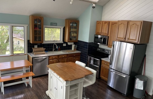 Castleton House | Water front home with large two tiered deck! 2 bathrooms π