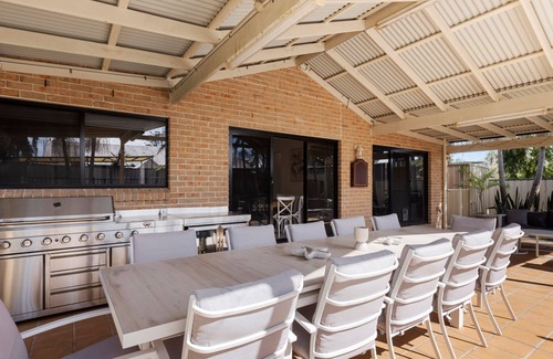 Callala Bay House | Water Lane - Swimming Pool - 4 Mins Walk to Bay