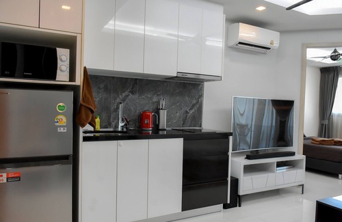 Jomtien Condo | Water Park Premium Pool View Super Wi-fi ★